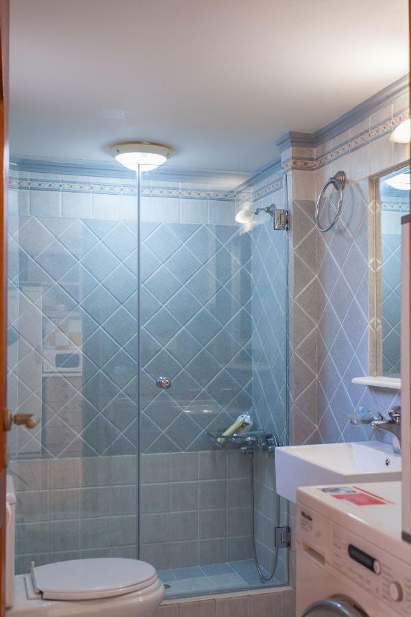Evelia Apartment Galatás 外观 照片